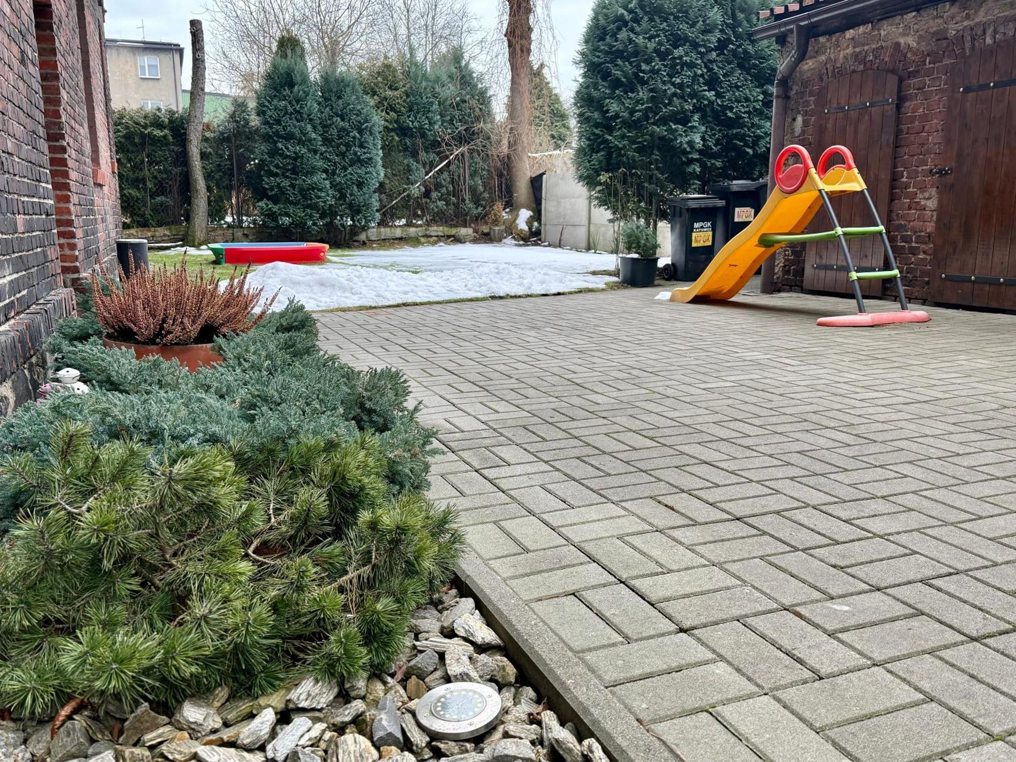 Uno Apartaments Катовіце Екстер'єр фото