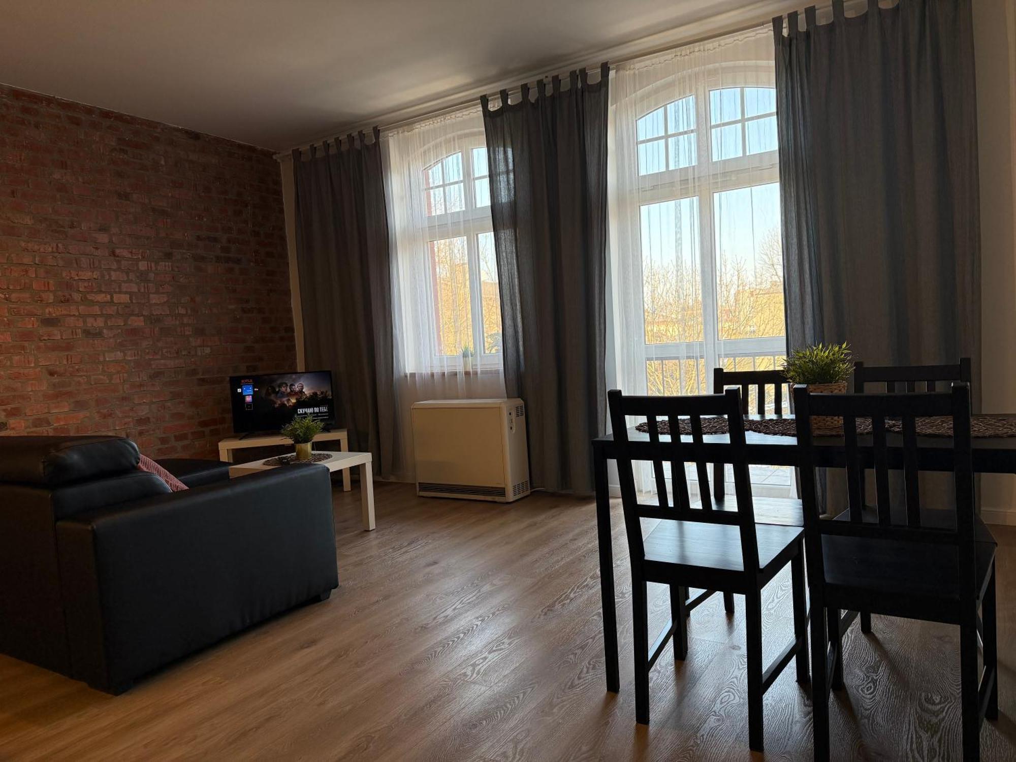 Uno Apartaments Катовіце Екстер'єр фото