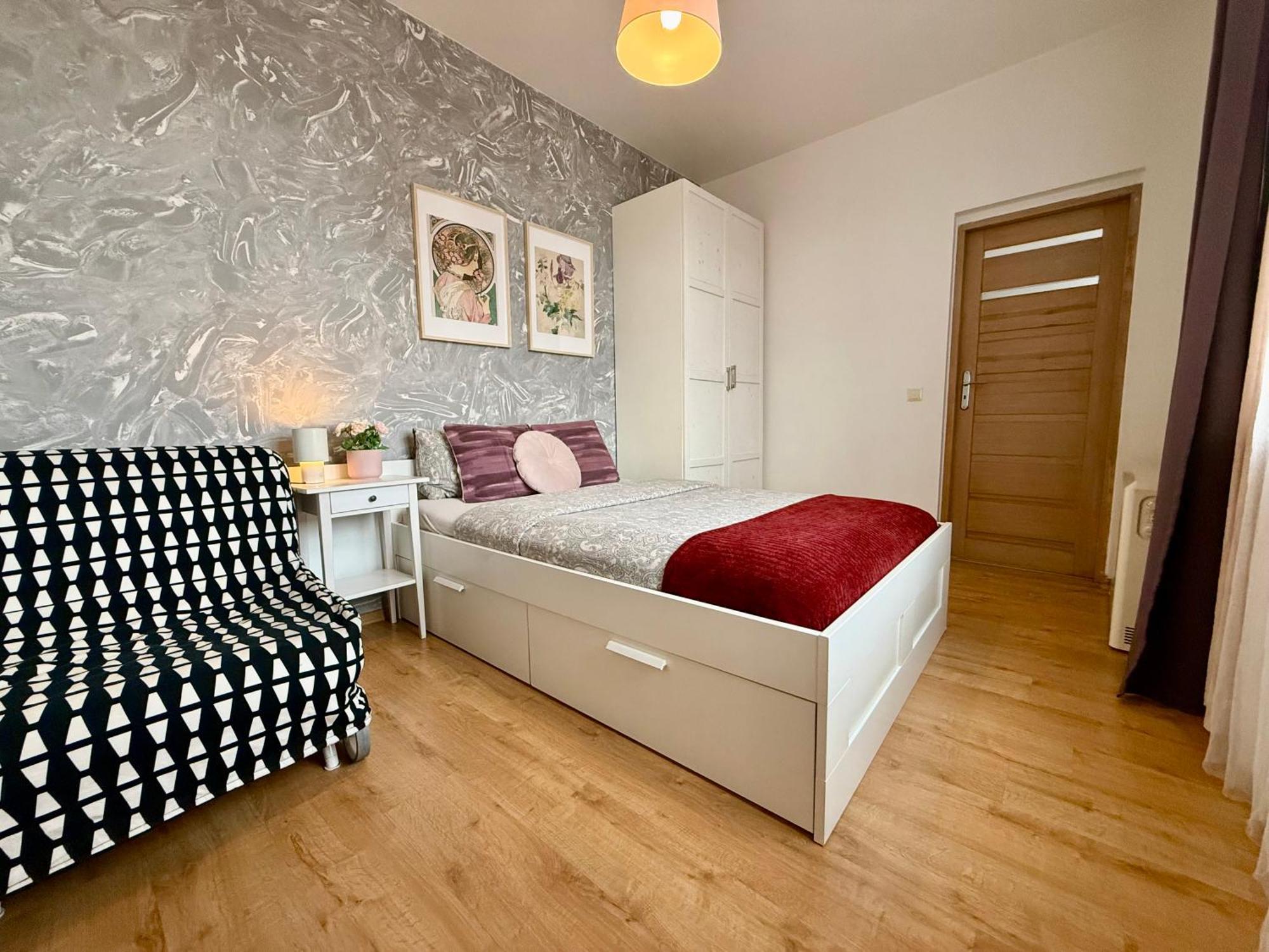 Uno Apartaments Катовіце Екстер'єр фото