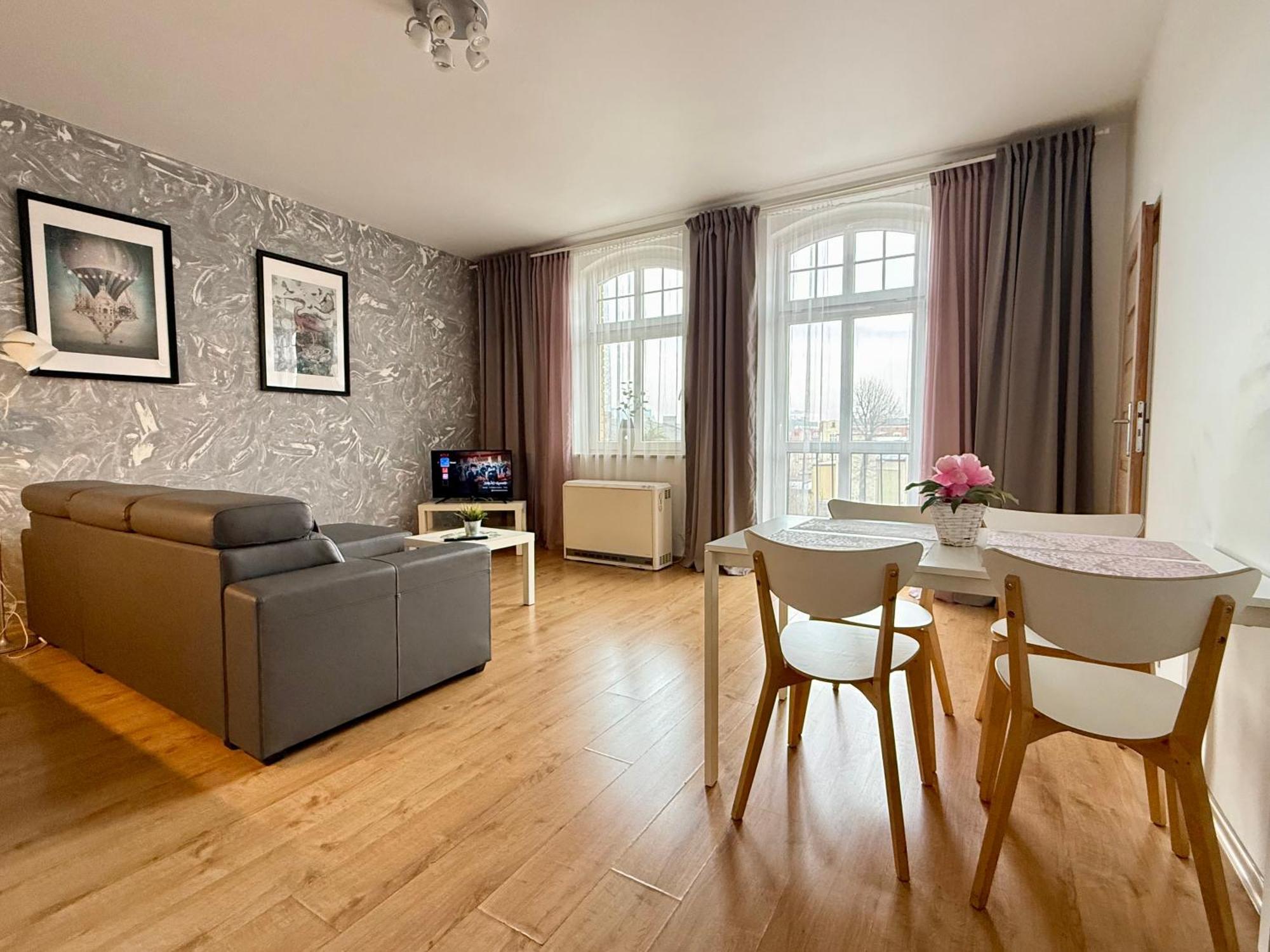 Uno Apartaments Катовіце Екстер'єр фото