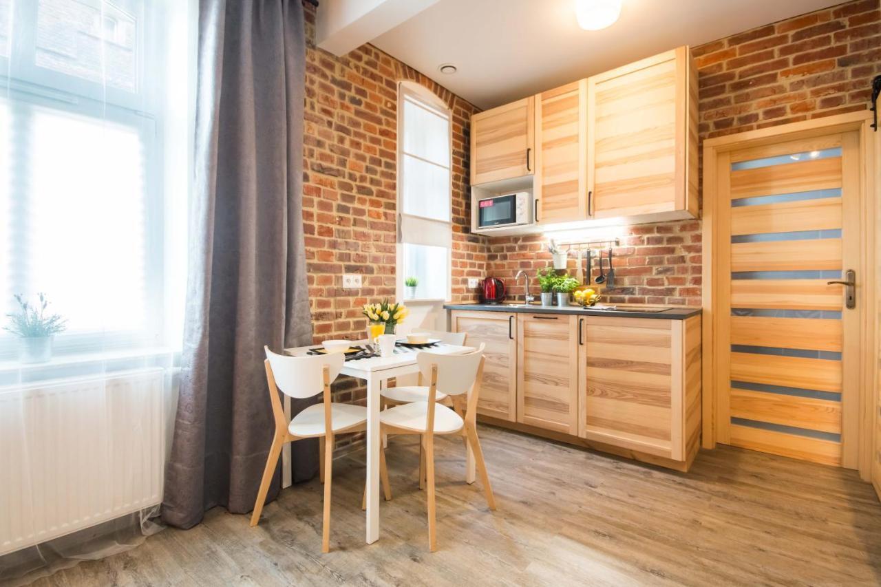 Uno Apartaments Катовіце Екстер'єр фото